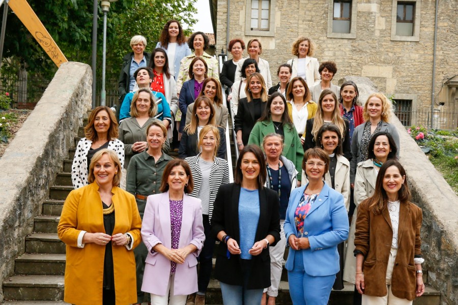 Oihane Agirregoitiak hitzeman du Bruselan berdintasunaren alde lan egingo duela ekintza zehatzen bidez “emakumeen lidergoa lehiakortasun iturri” gisa sendotzeko 